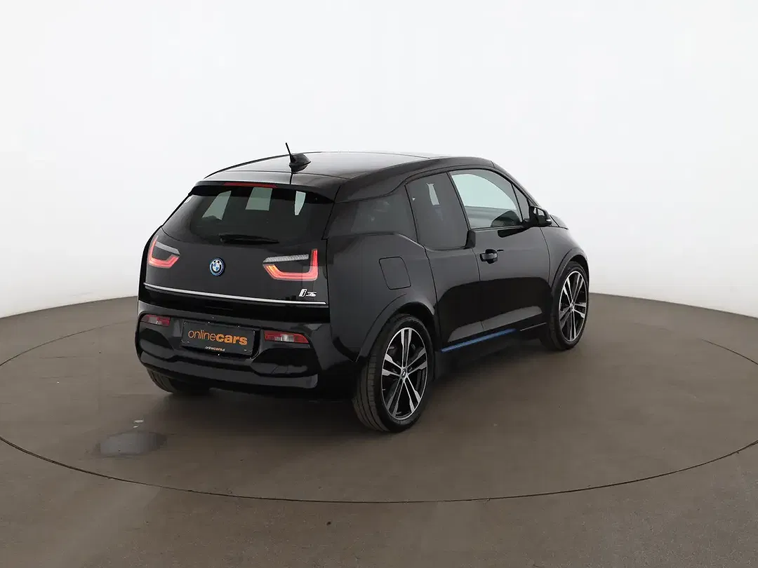 BMW i3 - Thumbnail 2