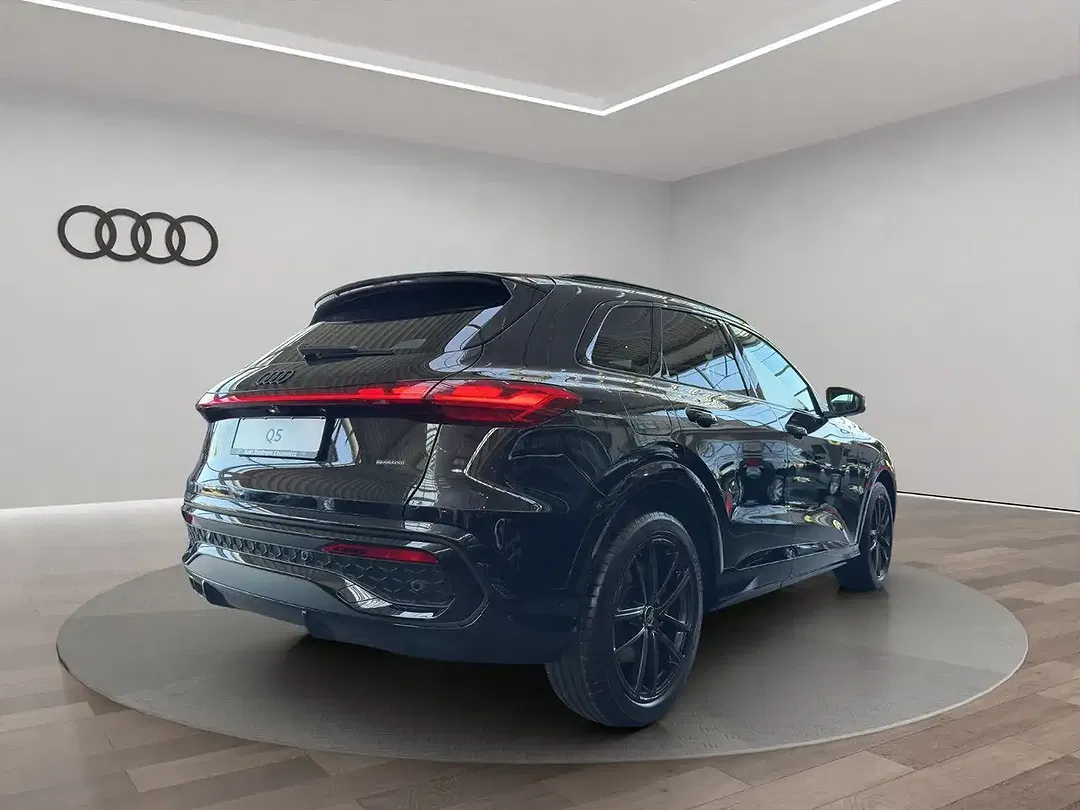 Audi Q5 - Thumbnail 5