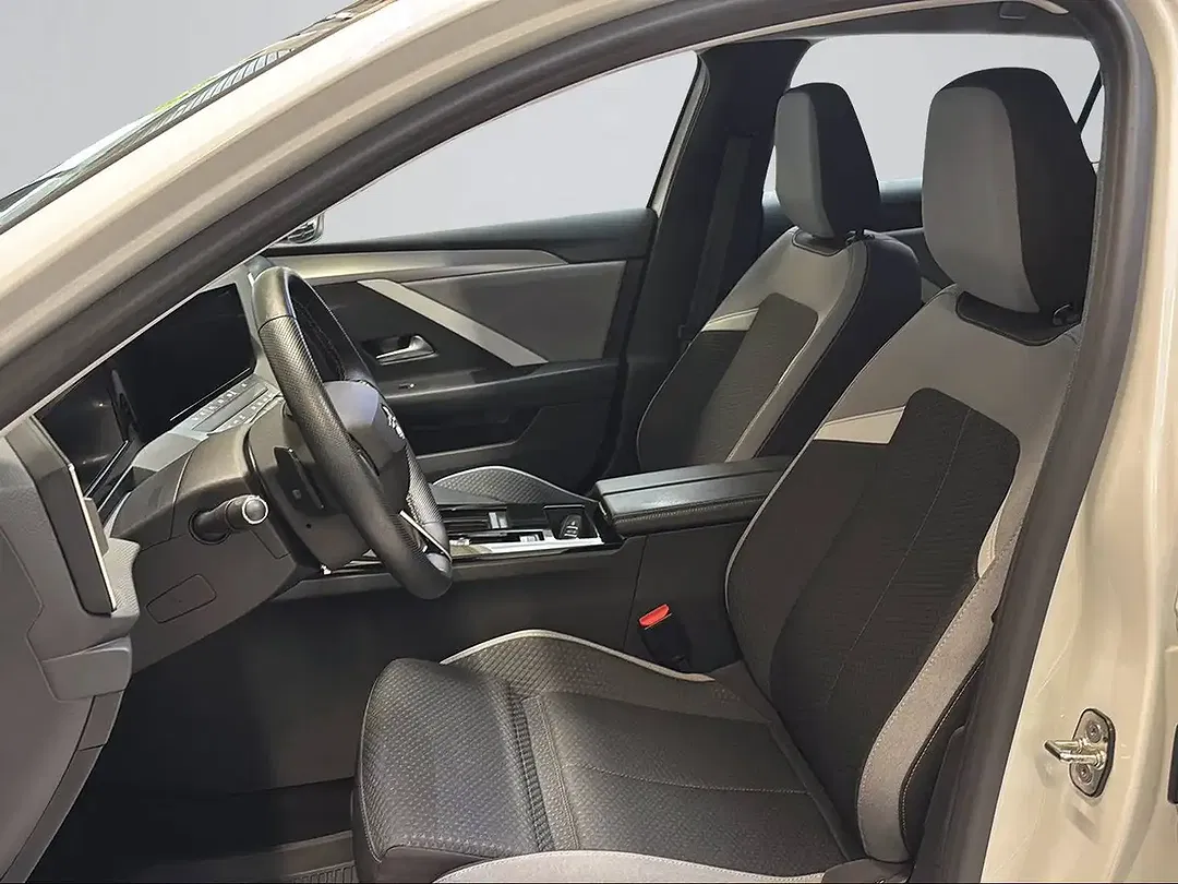 Opel Astra - Thumbnail 7