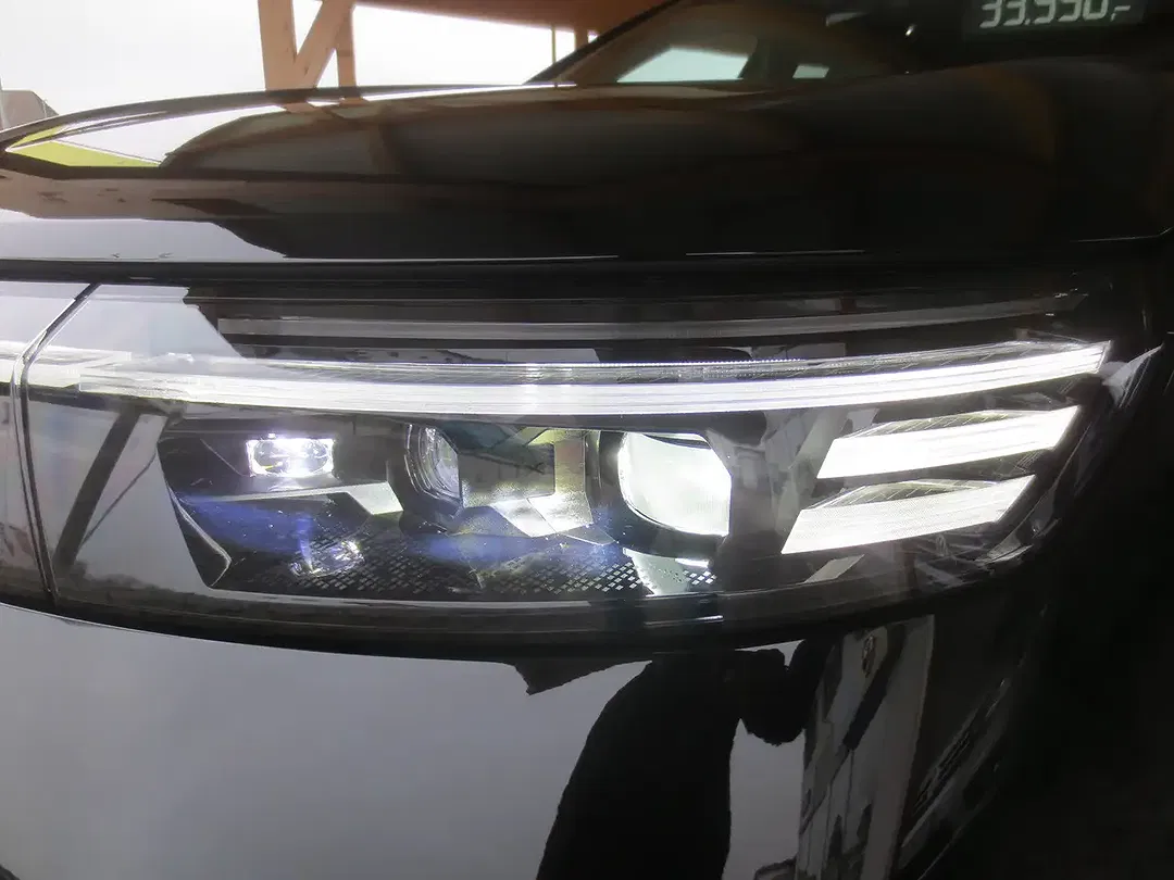 Opel Grandland - Thumbnail 3