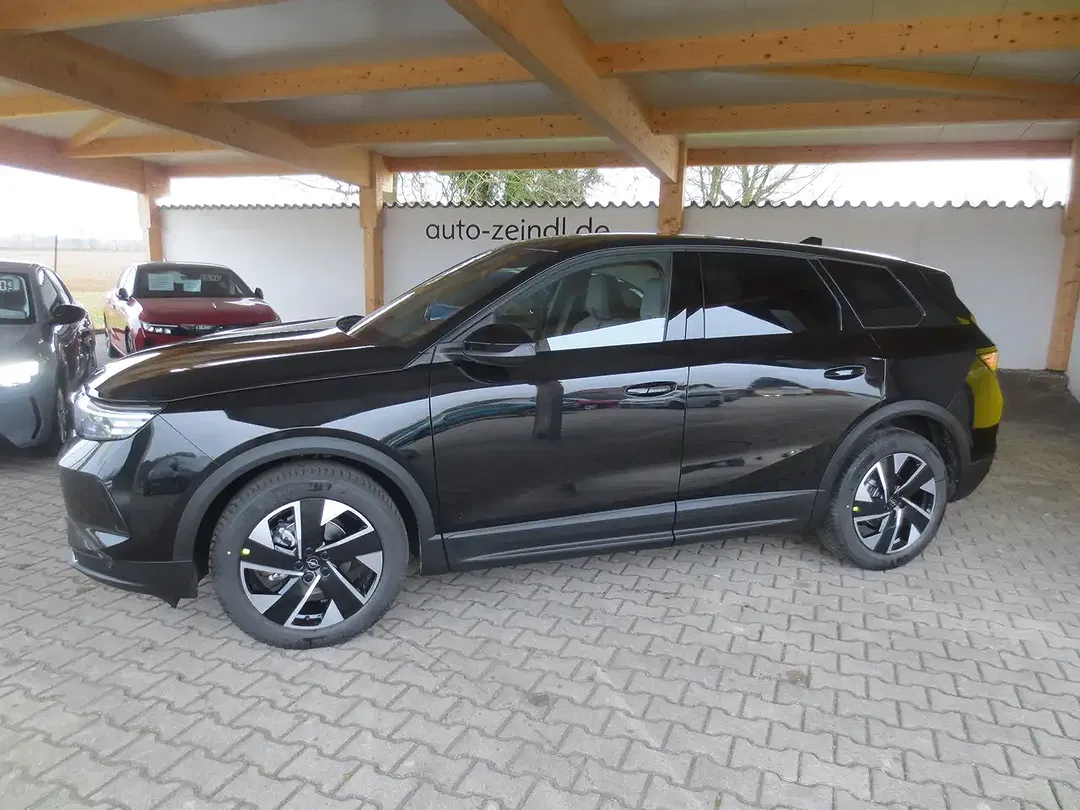 Opel Grandland - Thumbnail 4