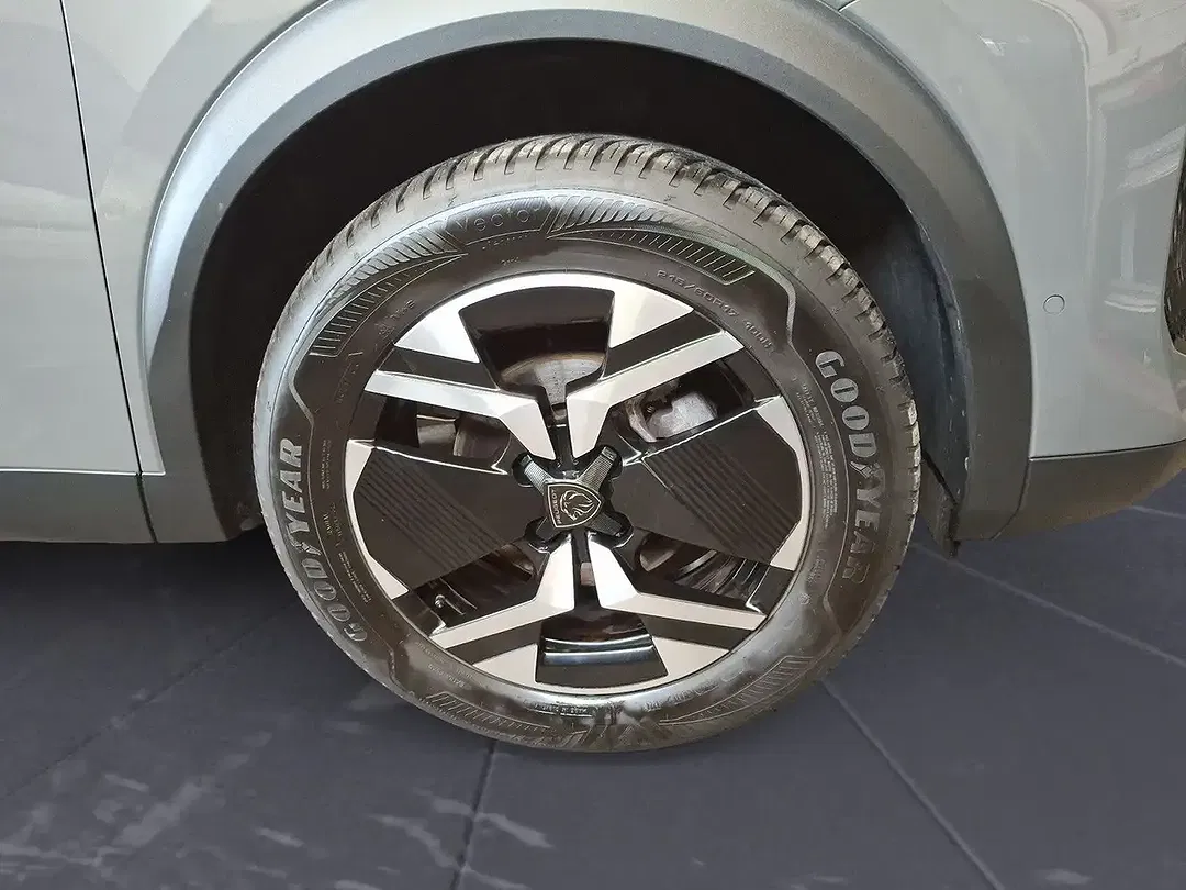 Peugeot 2008 - Thumbnail 10