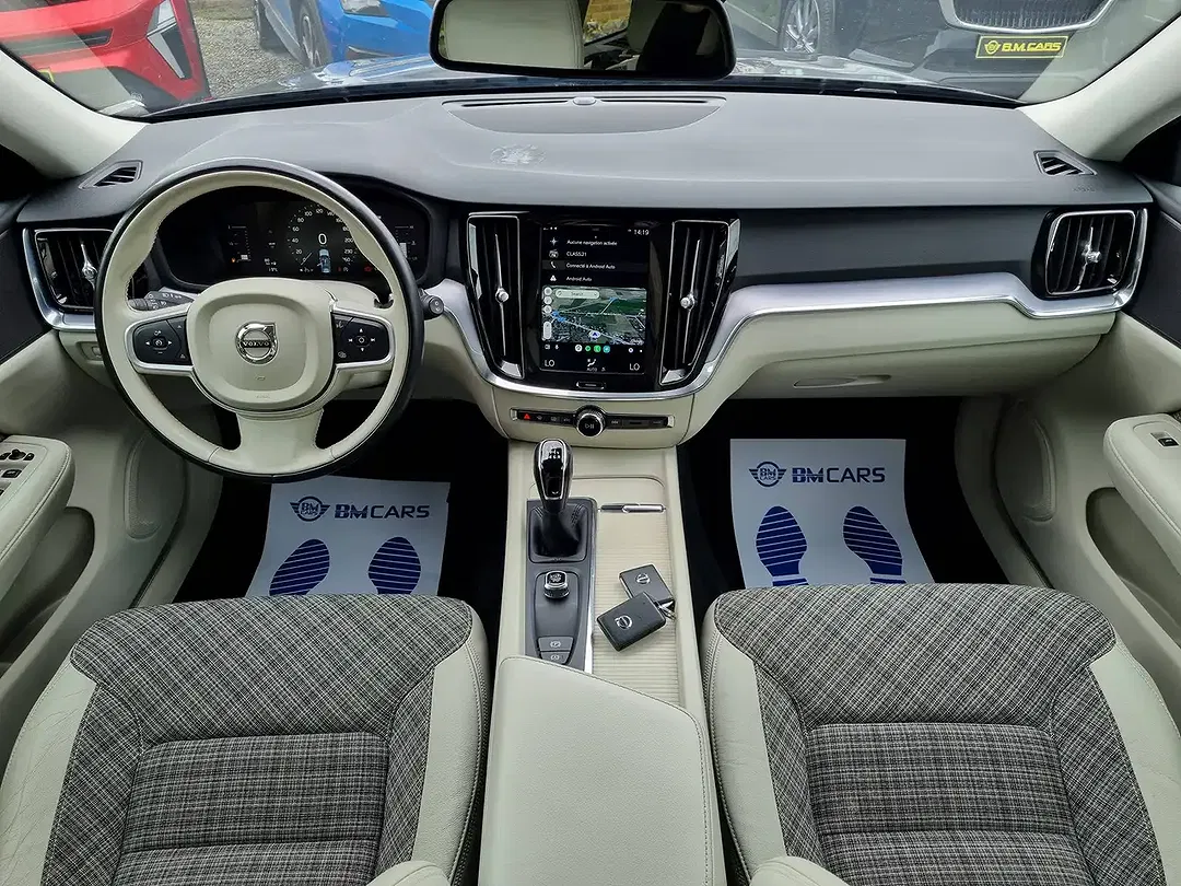 Volvo V60 - Thumbnail 10