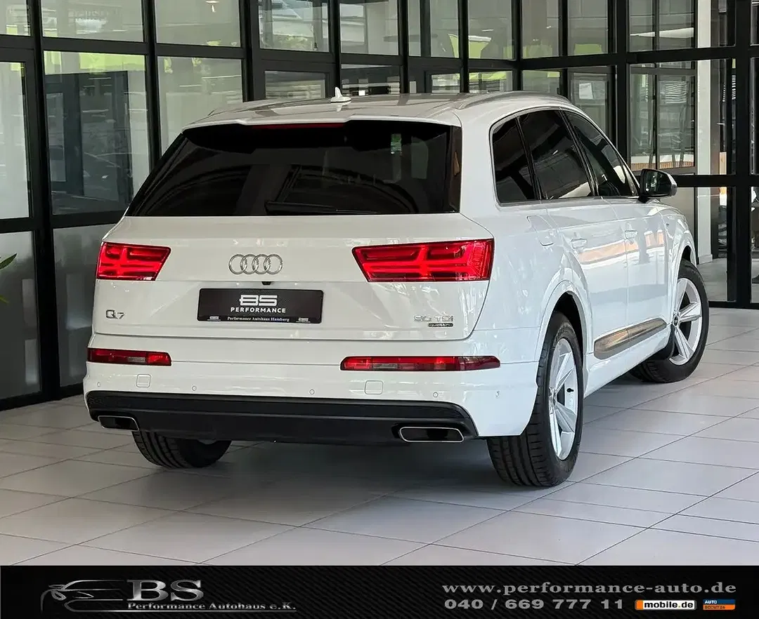 Audi Q7 - Thumbnail 5