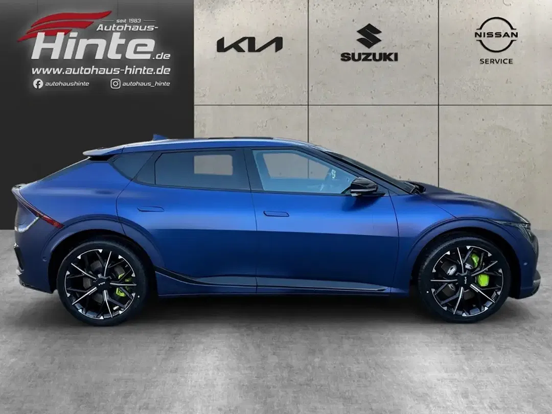 Kia EV6 - Thumbnail 9