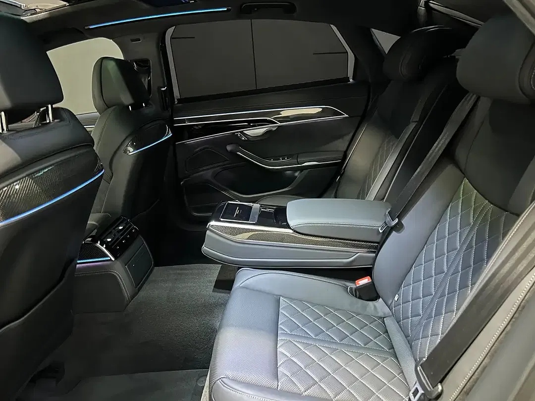Audi A8 - Thumbnail 10