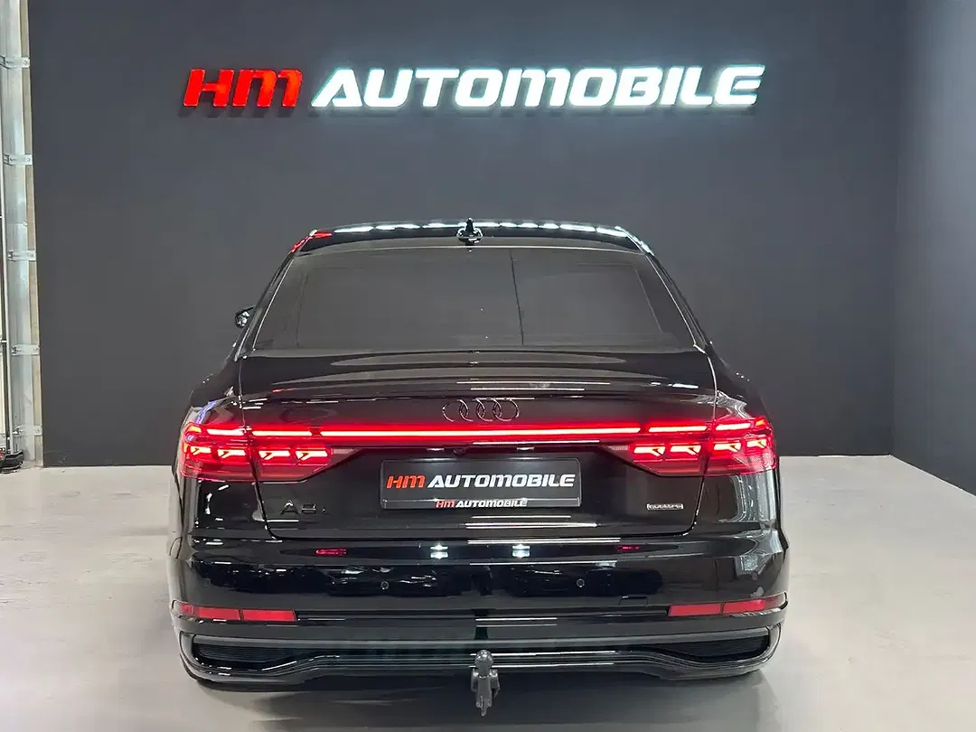Audi A8 - Thumbnail 4