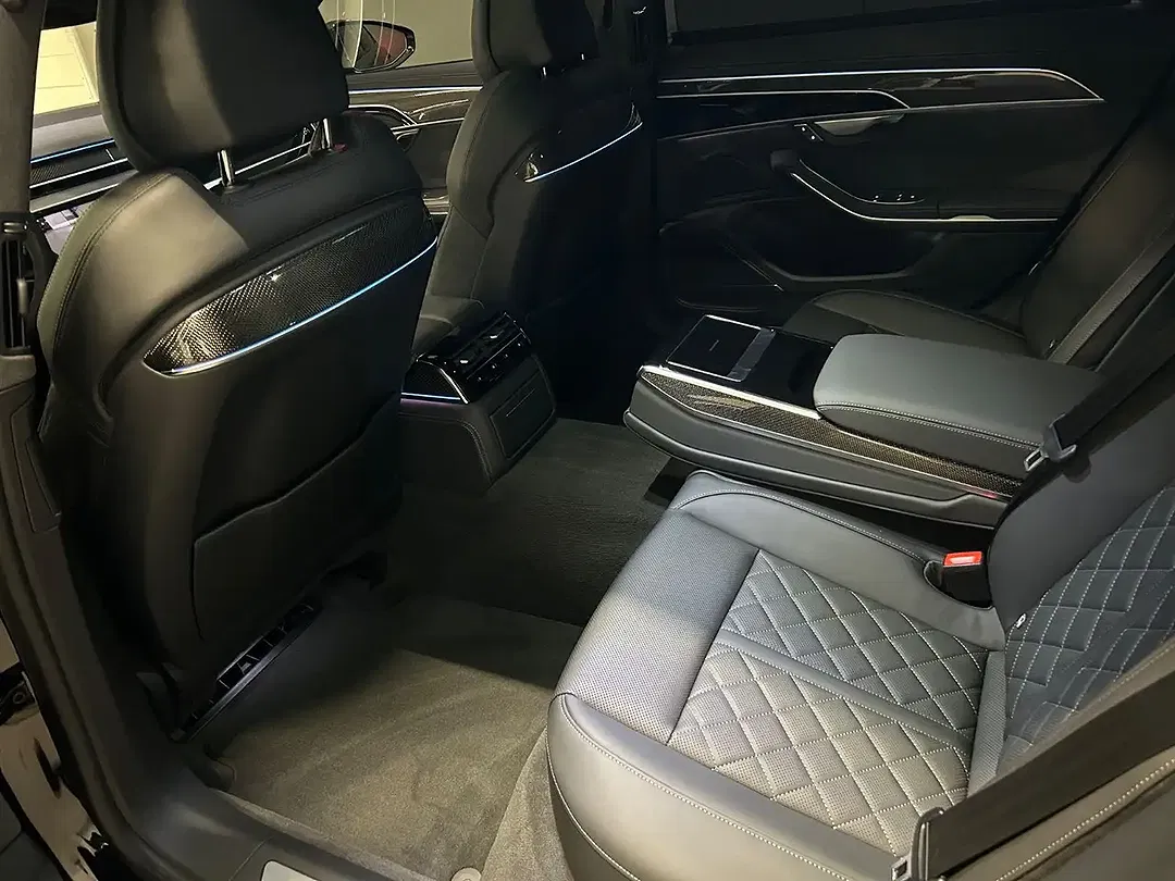 Audi A8 - Thumbnail 9