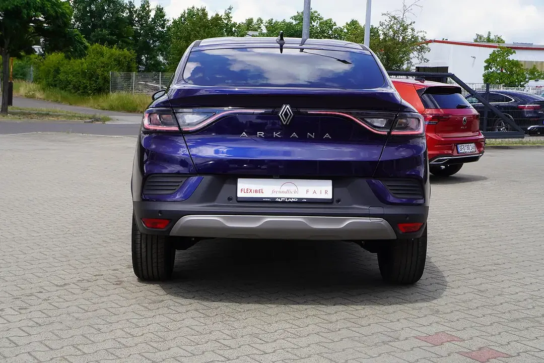 Renault Arkana - Thumbnail 4
