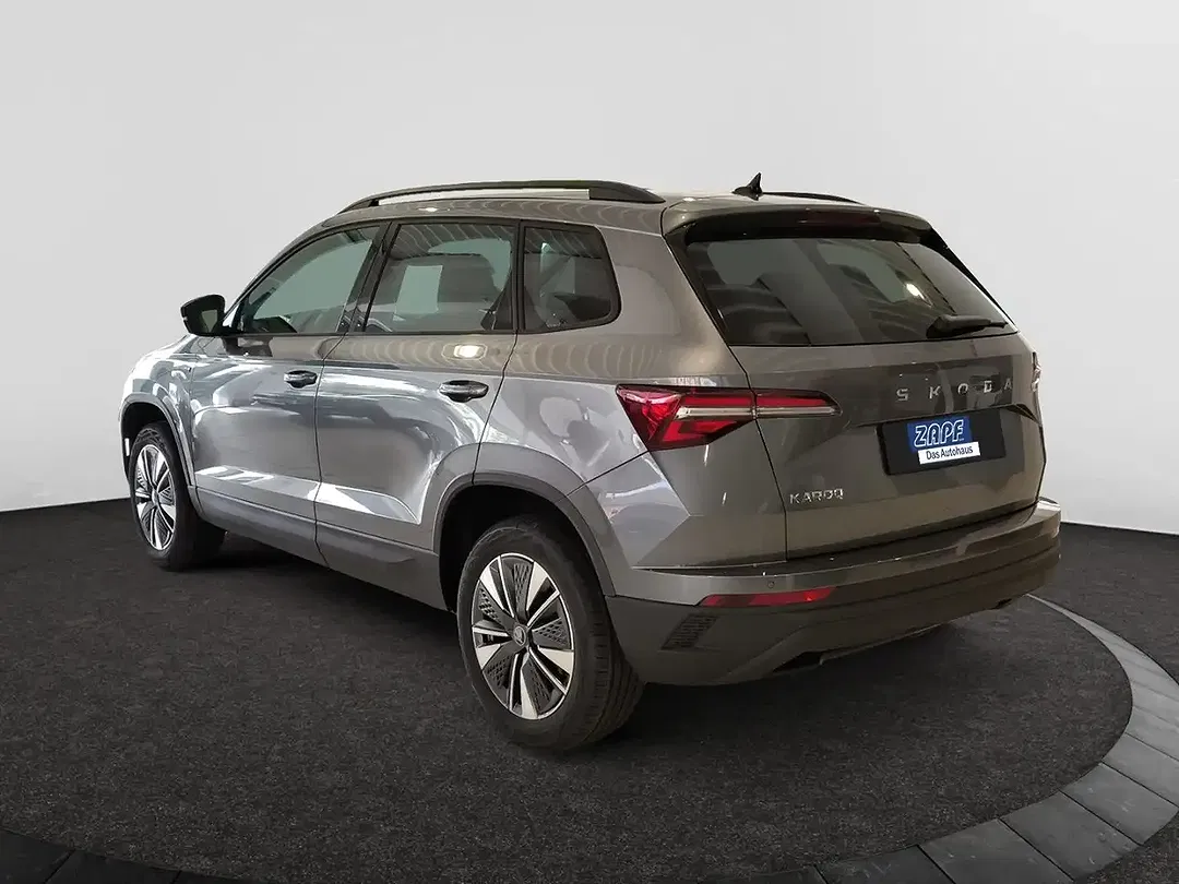 Skoda Karoq - Thumbnail 3