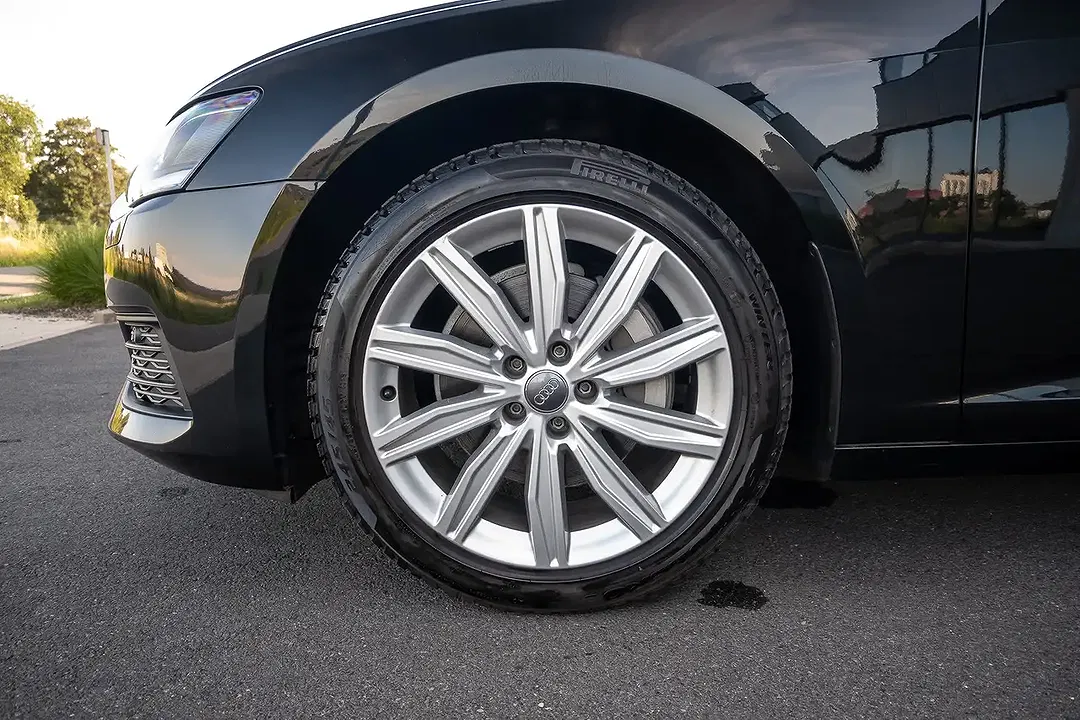 Audi A6 - Thumbnail 9