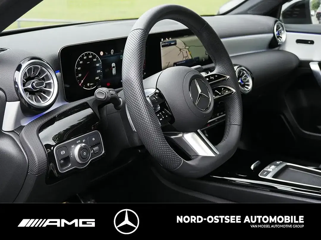 Mercedes-Benz A 200 - Thumbnail 8