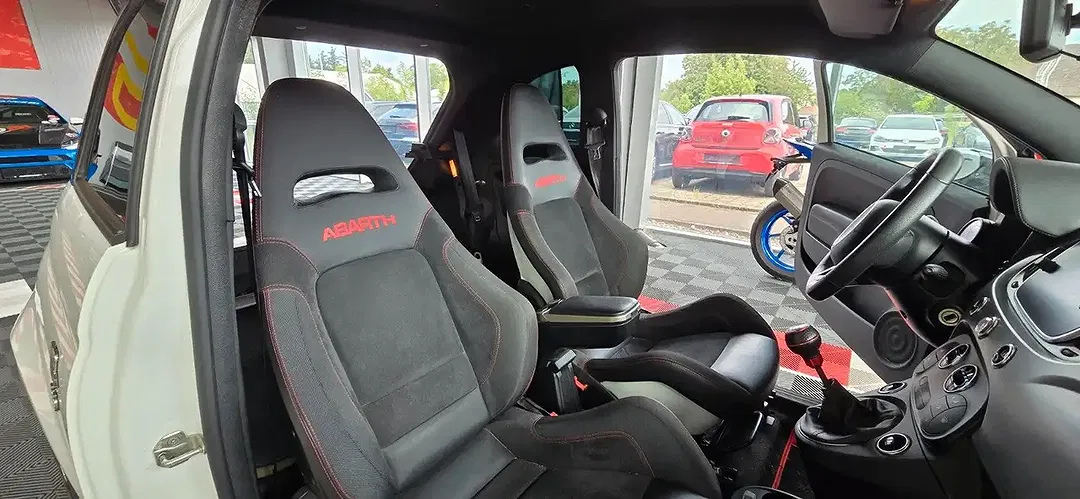 Abarth 500 - Thumbnail 9