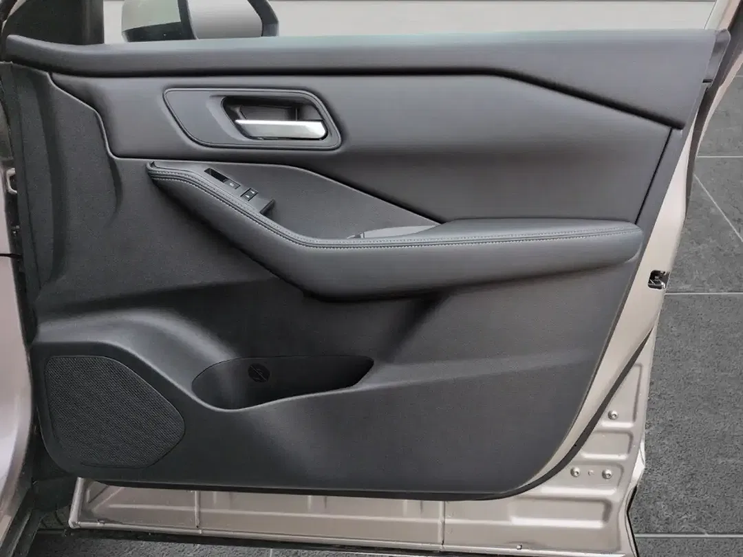 Nissan X-Trail - Thumbnail 9