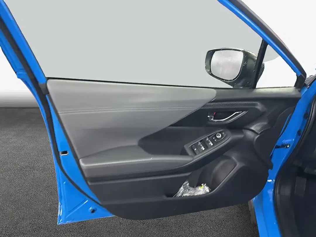 Subaru Crosstrek - Thumbnail 14