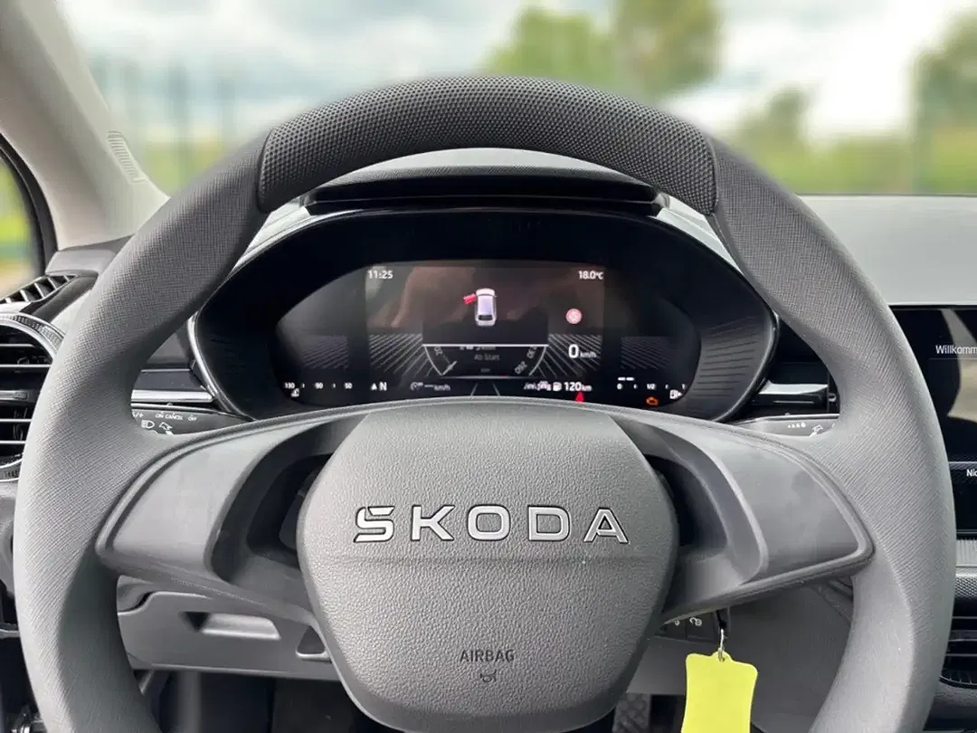 Skoda Fabia - Thumbnail 8