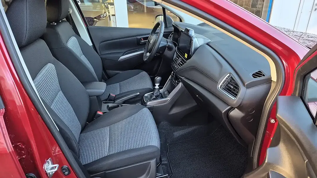 Suzuki S-Cross - Thumbnail 3