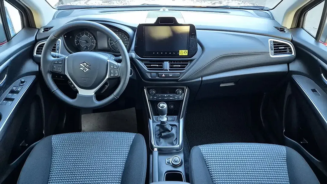 Suzuki S-Cross - Thumbnail 8