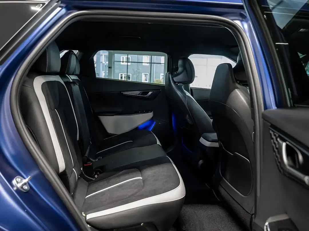 Kia EV6 - Thumbnail 10