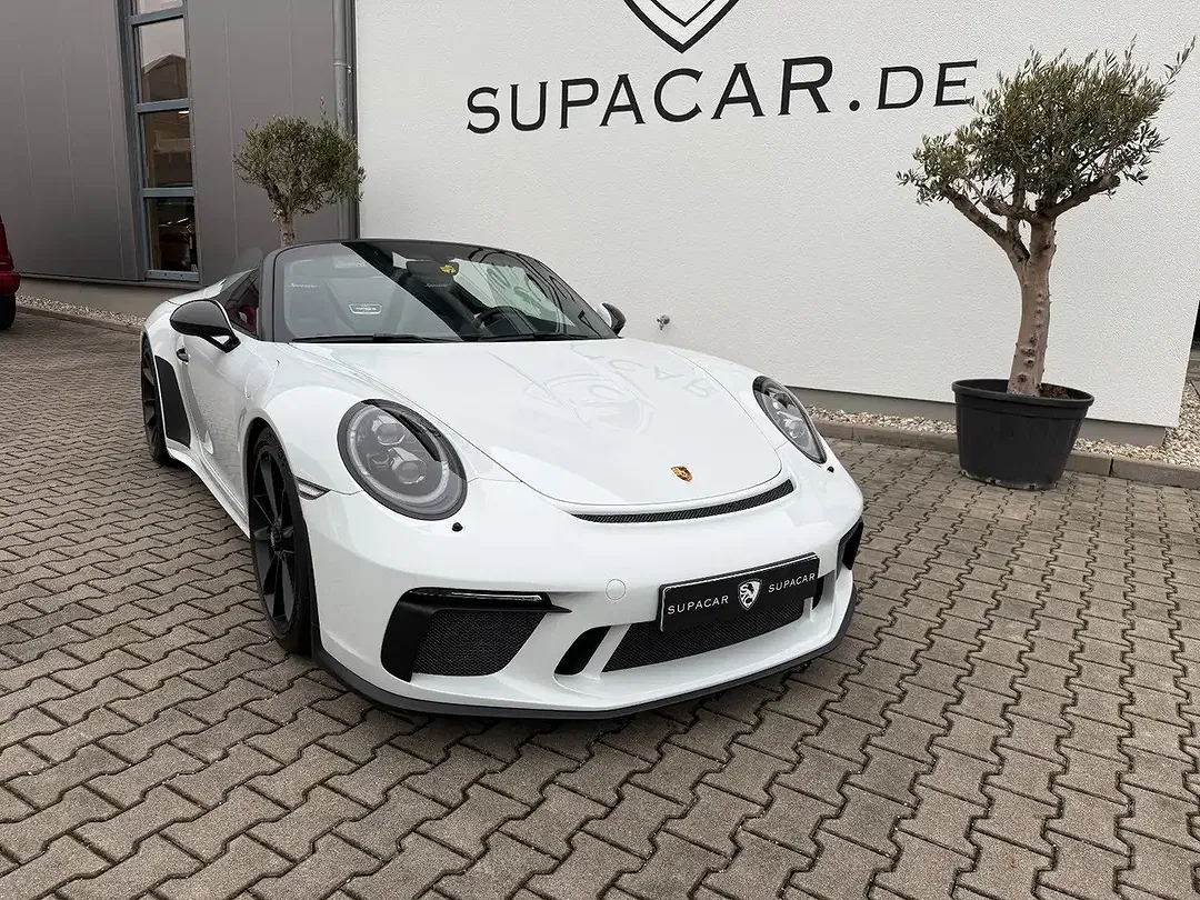 Porsche 991 - Thumbnail 2