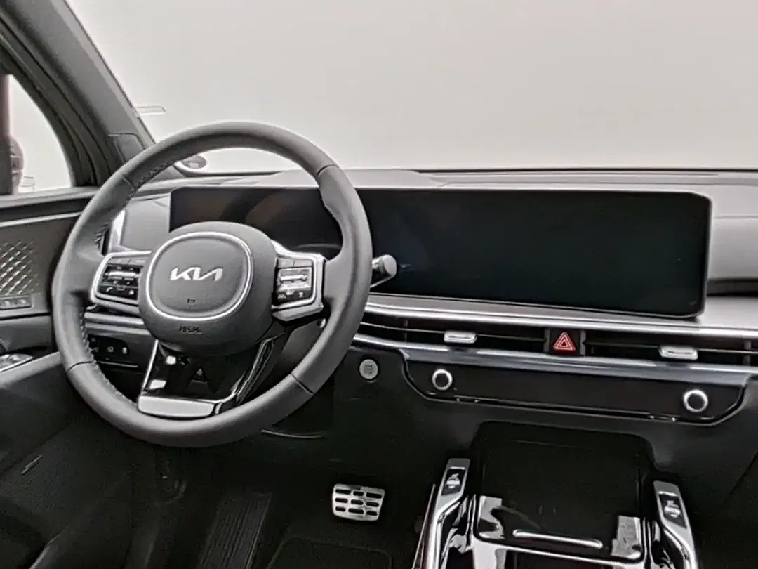 Kia Sorento - Thumbnail 11