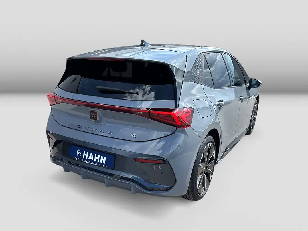 CUPRA Born - Thumbnail 3