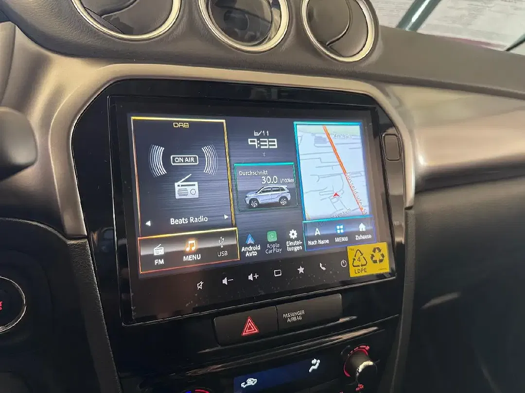 Suzuki Vitara - Thumbnail 11
