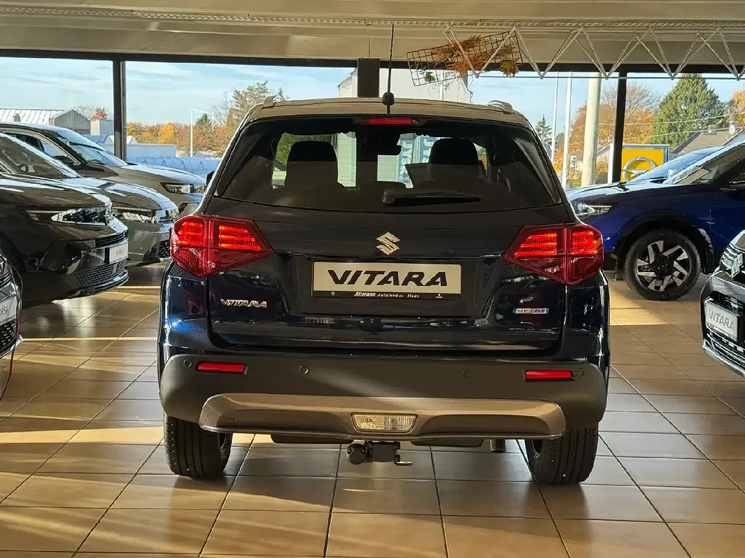 Suzuki Vitara - Thumbnail 4