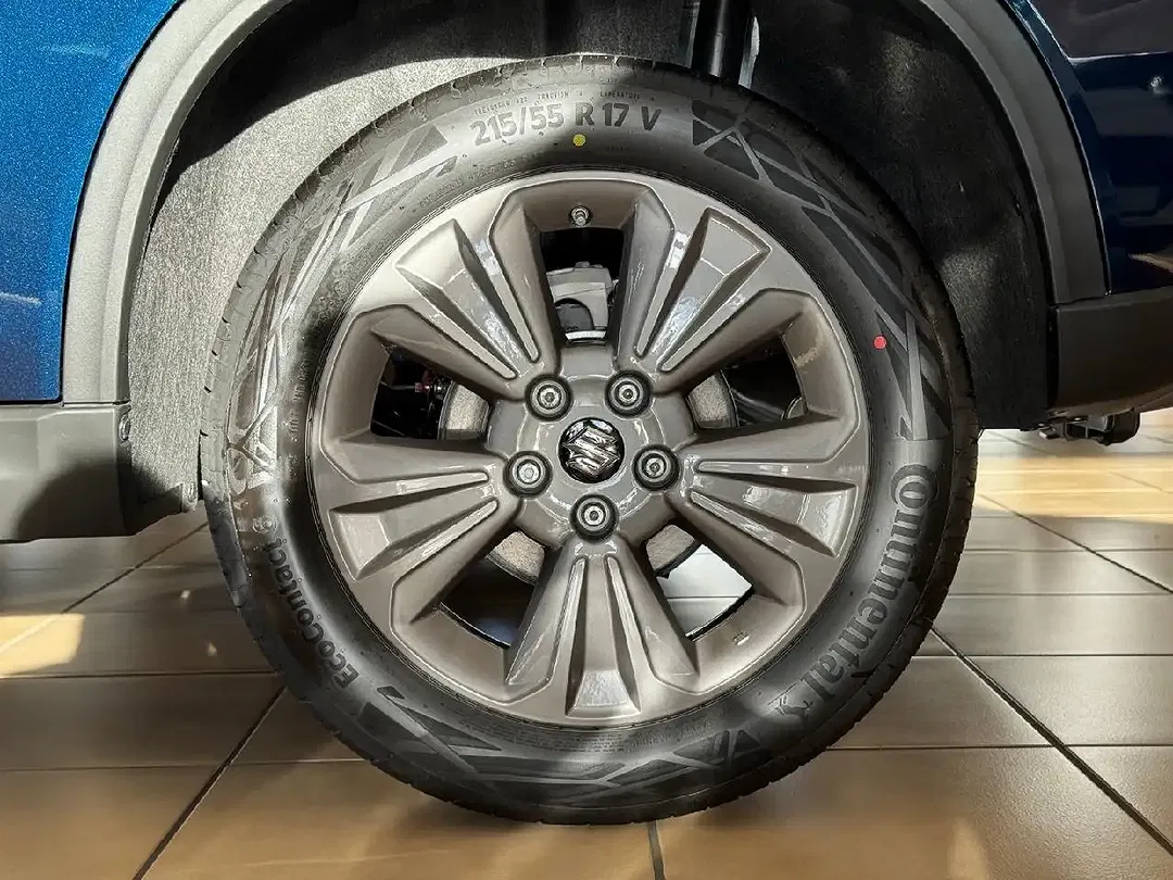 Suzuki Vitara - Thumbnail 7