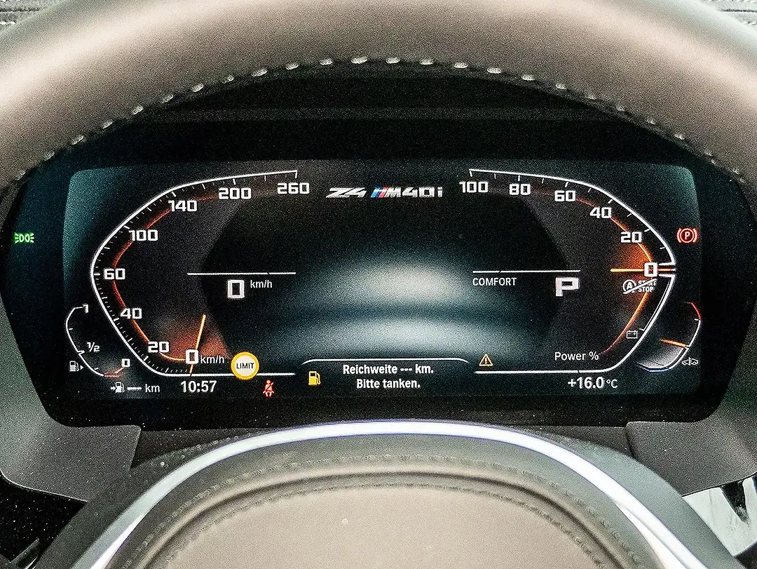BMW Z4 - Thumbnail 11