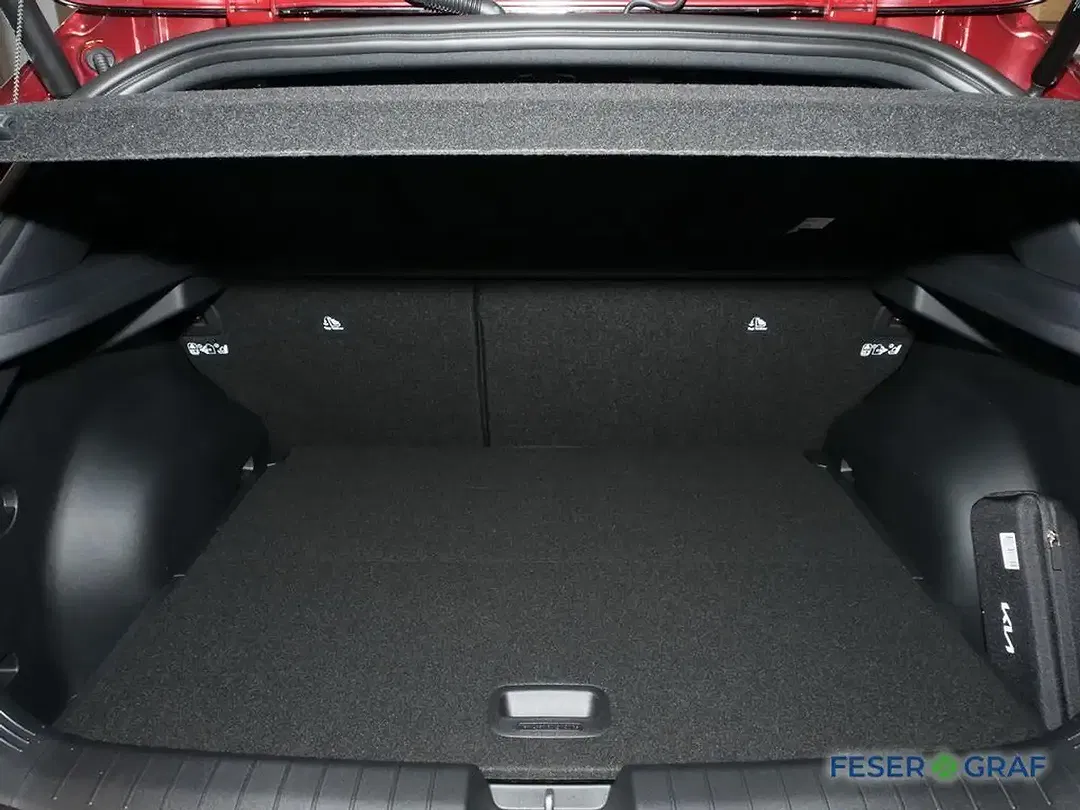 Kia EV4 - Thumbnail 7
