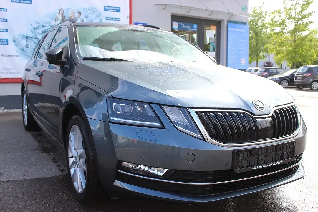 Skoda Octavia - Thumbnail 2