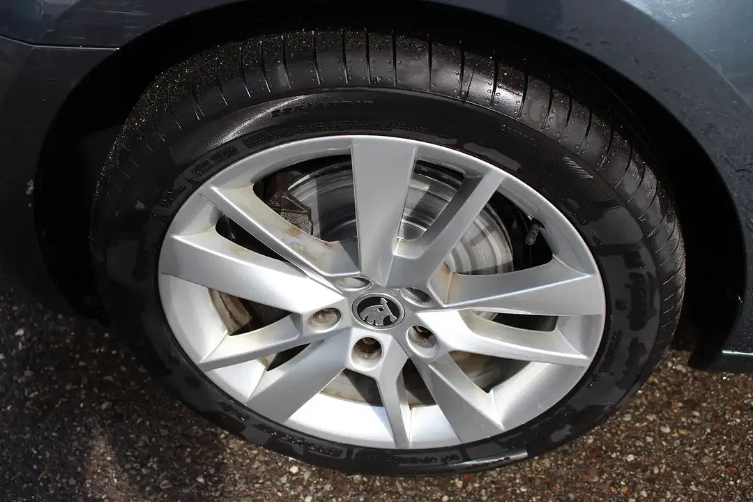 Skoda Octavia - Thumbnail 7