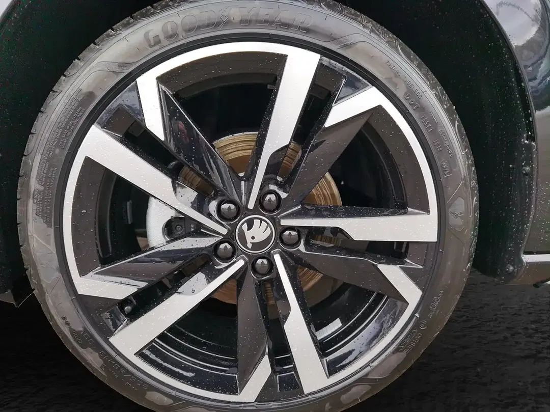 Skoda Scala - Thumbnail 4