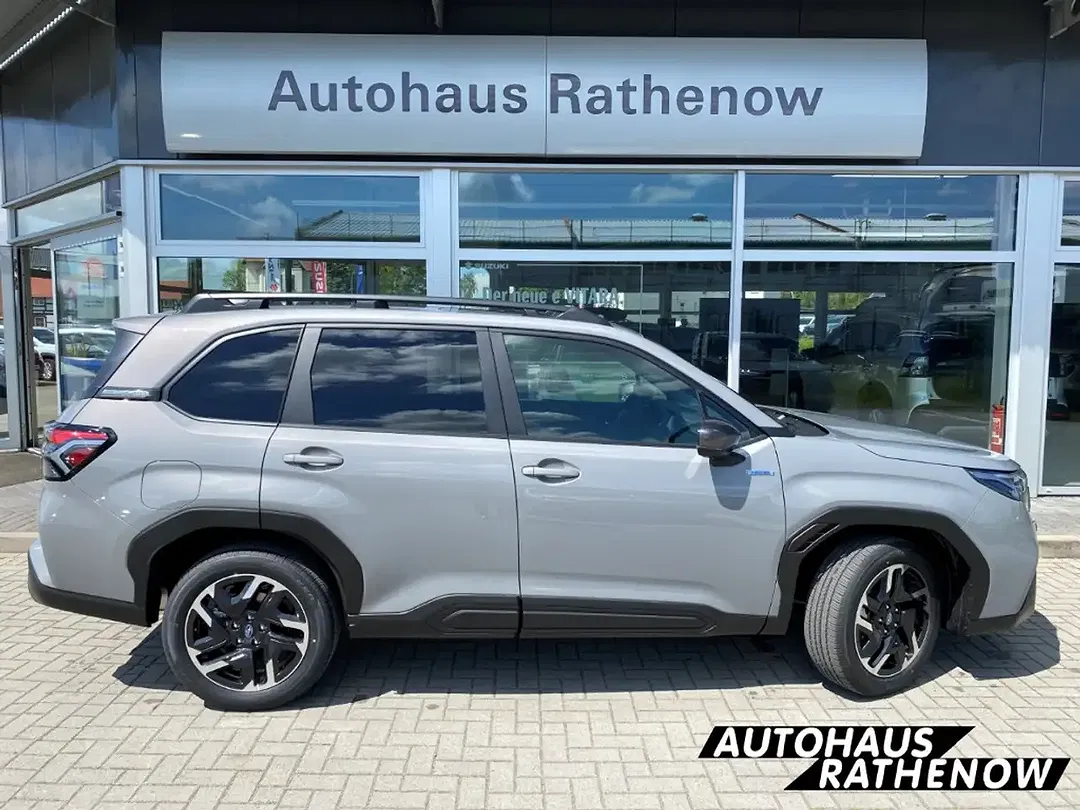 Subaru Forester - Thumbnail 2
