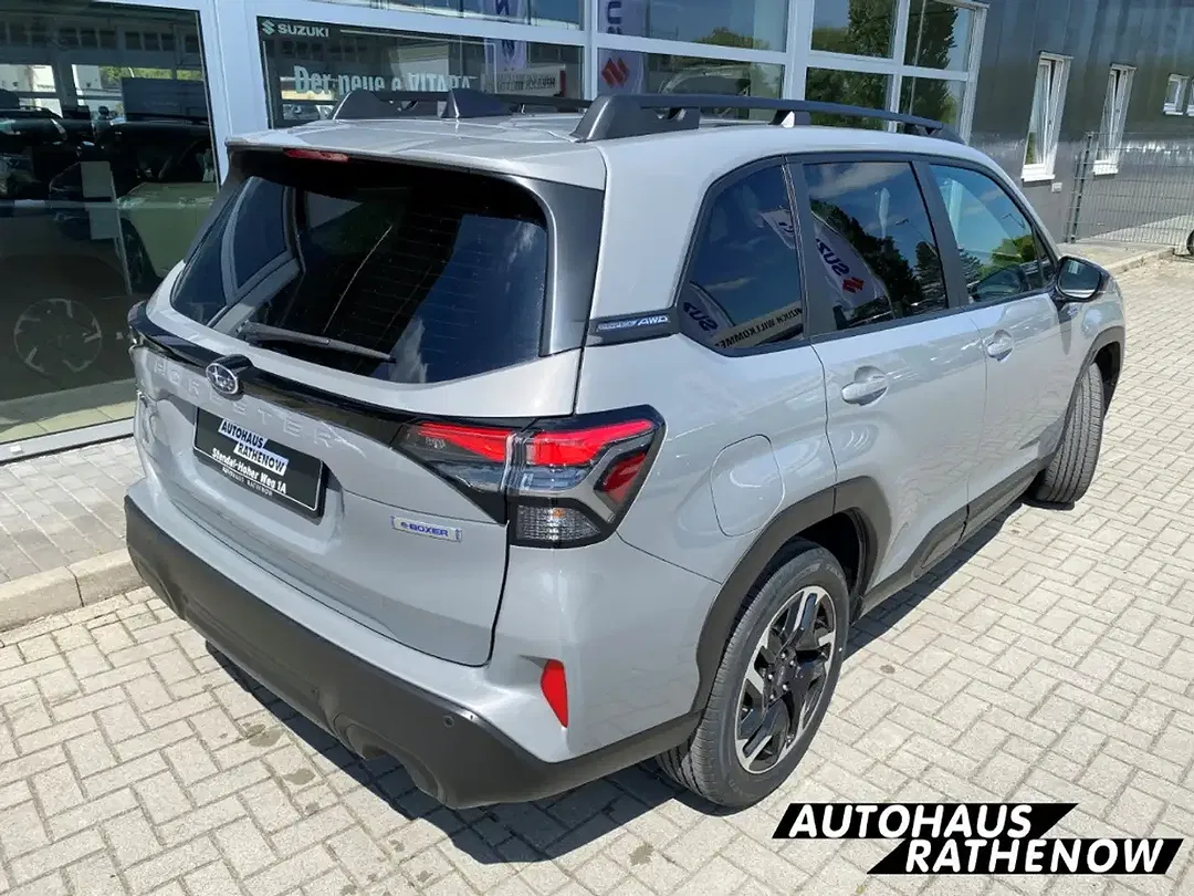 Subaru Forester - Thumbnail 3