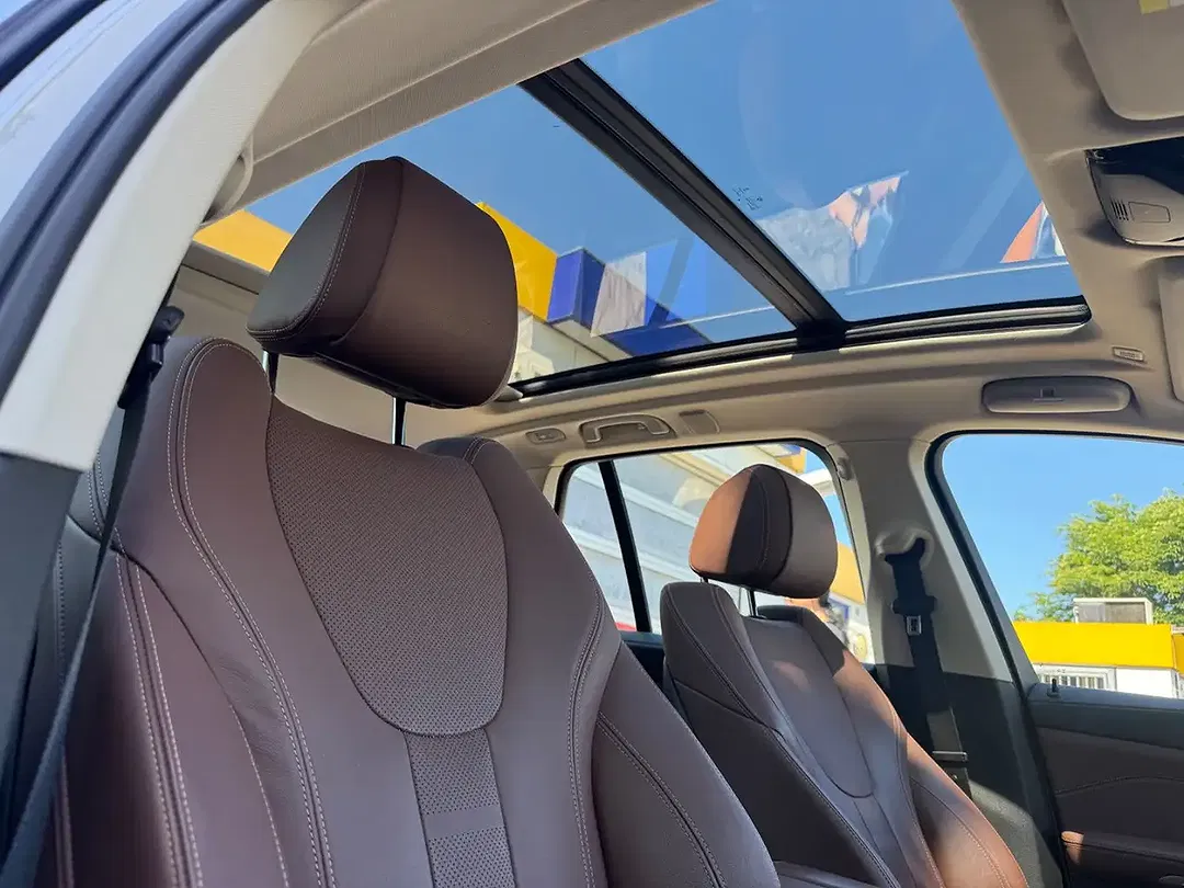 BMW X5 - Thumbnail 6