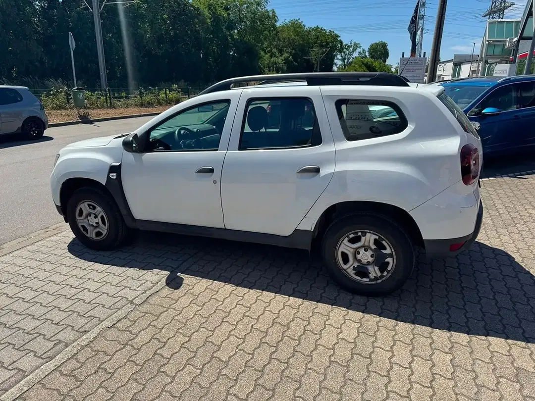 Dacia Duster - Thumbnail 5