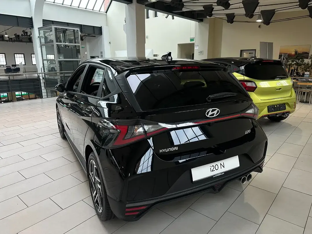 Hyundai i20 - Thumbnail 3