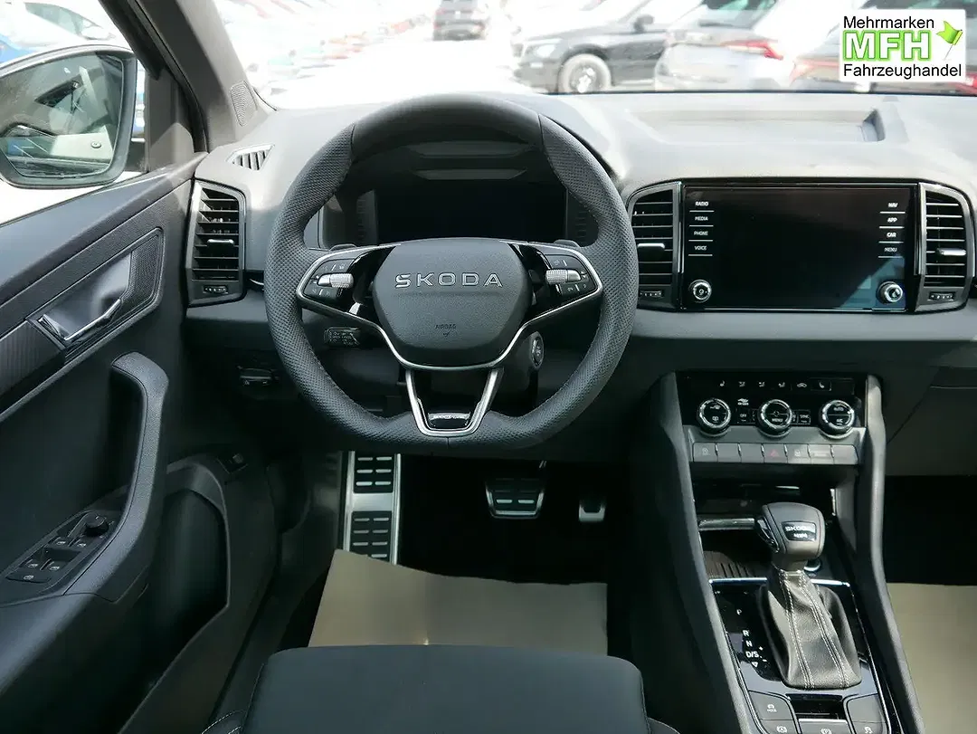 Skoda Karoq - Thumbnail 11