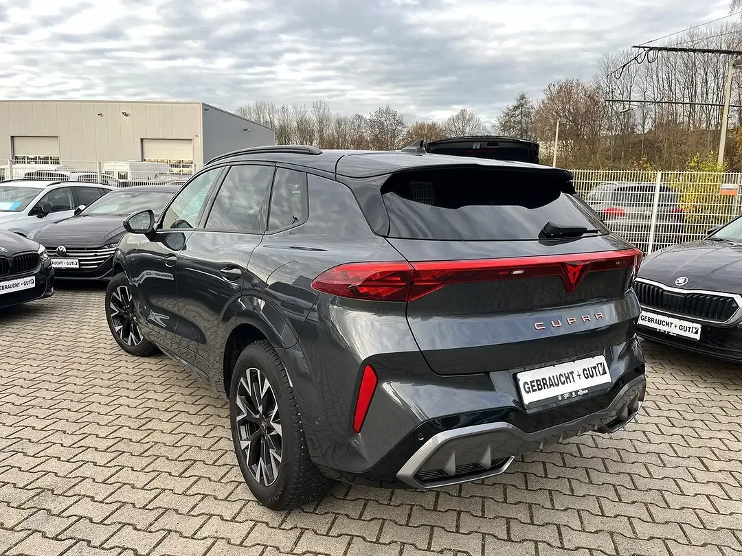 CUPRA Terramar - Thumbnail 2