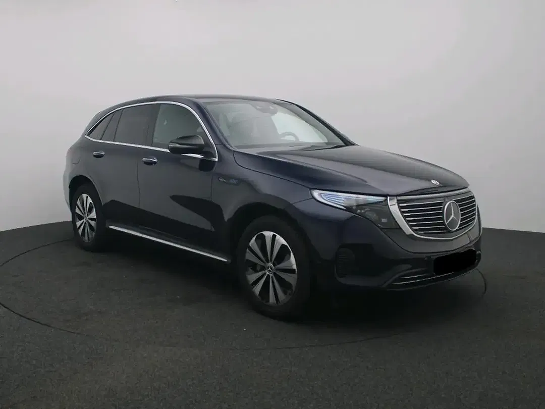 Mercedes-Benz EQC 400 - Thumbnail 3