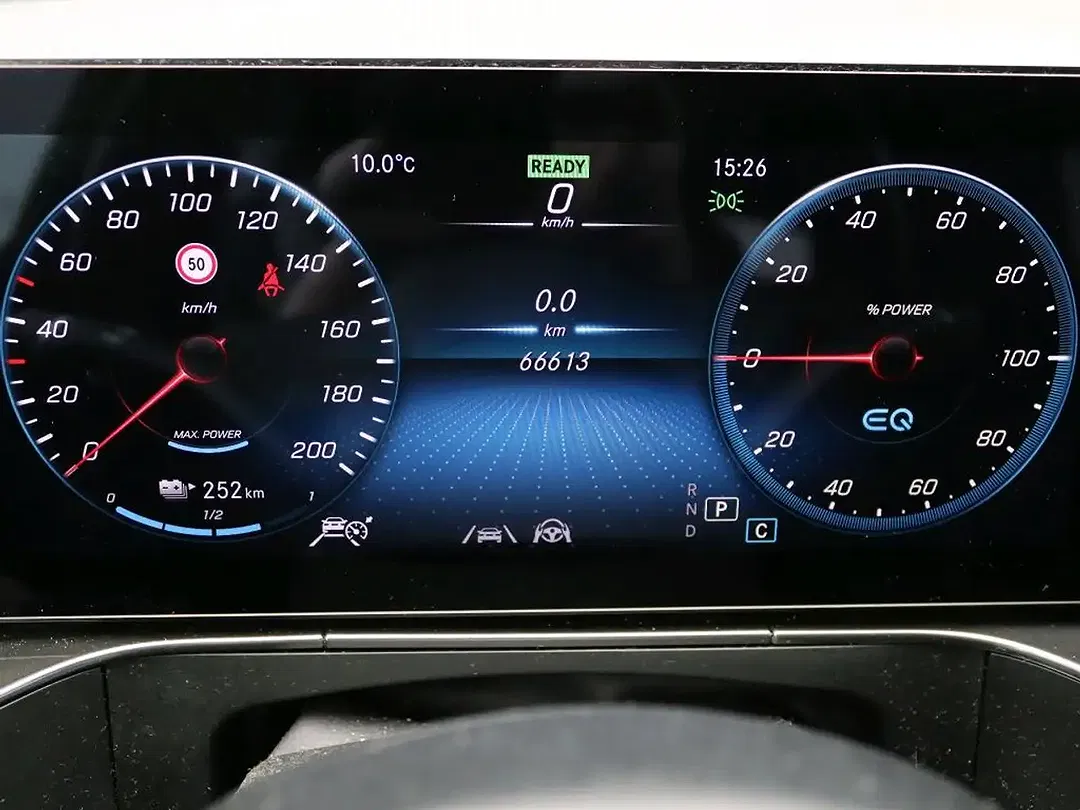 Mercedes-Benz EQC 400 - Thumbnail 5