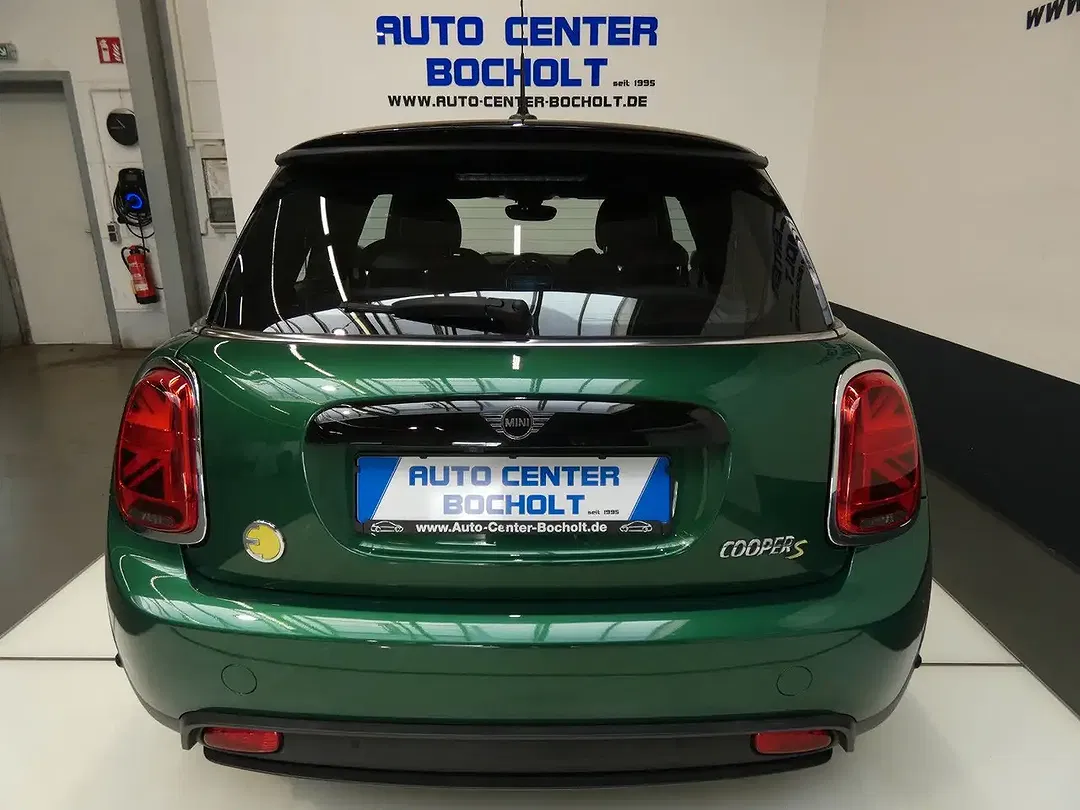 MINI Cooper SE - Thumbnail 15