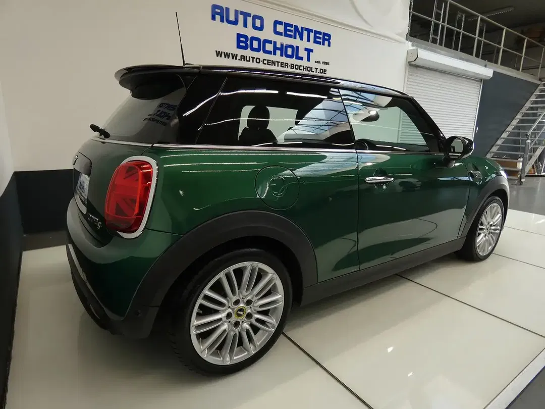 MINI Cooper SE - Thumbnail 8