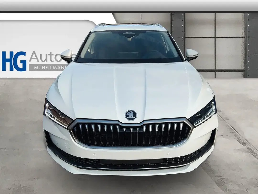 Skoda Superb - Thumbnail 4