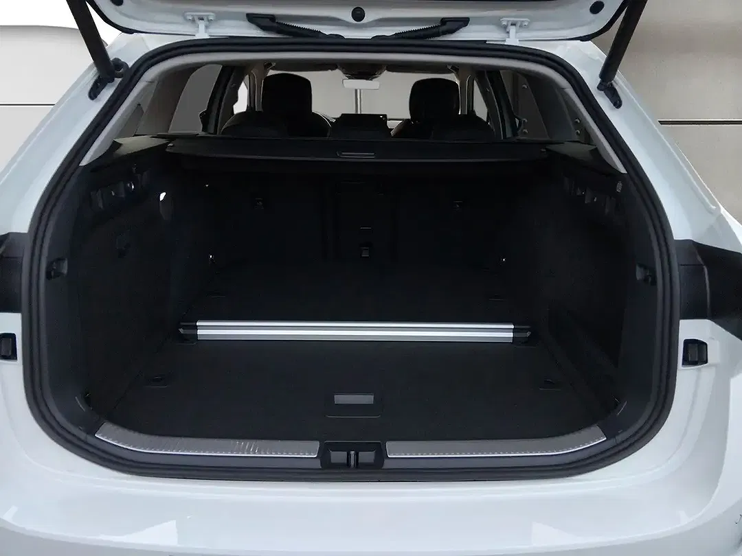 Skoda Superb - Thumbnail 9