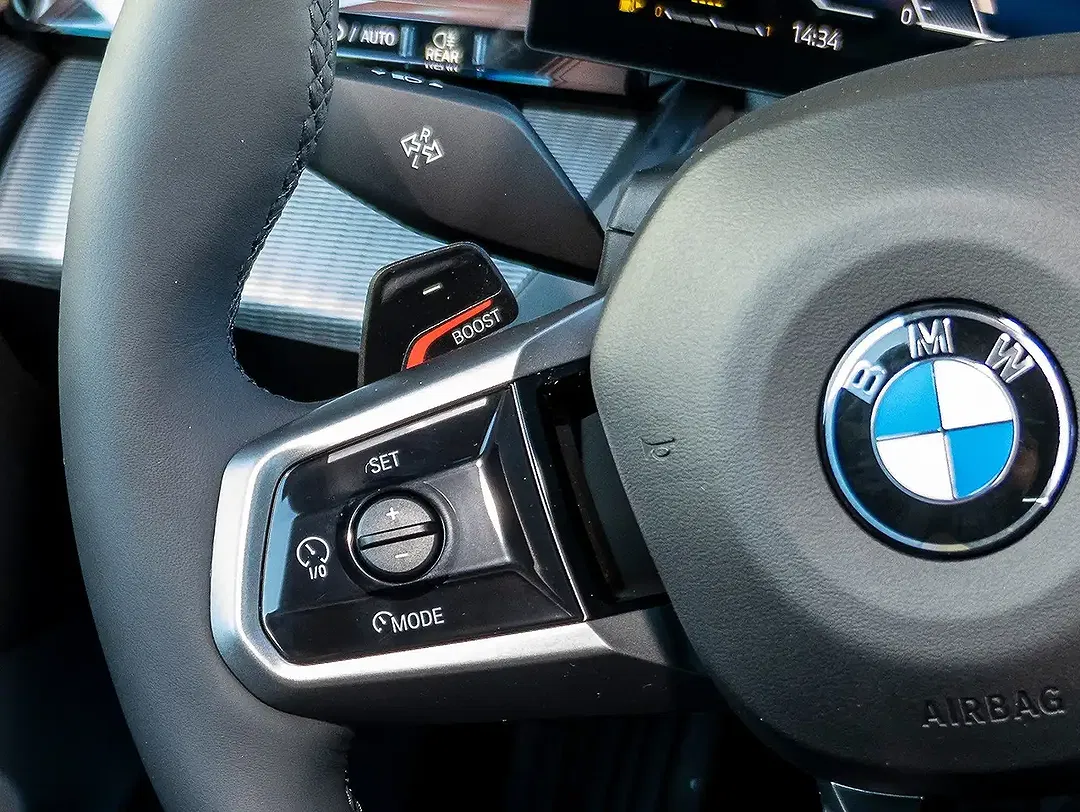 BMW 520 - Thumbnail 13