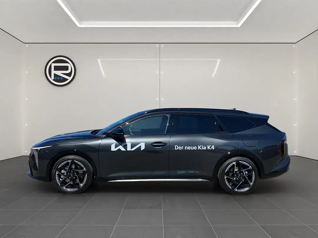 Kia K4 - Thumbnail 3