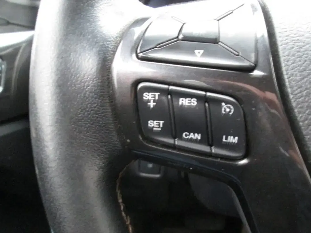 Ford Ranger - Thumbnail 10